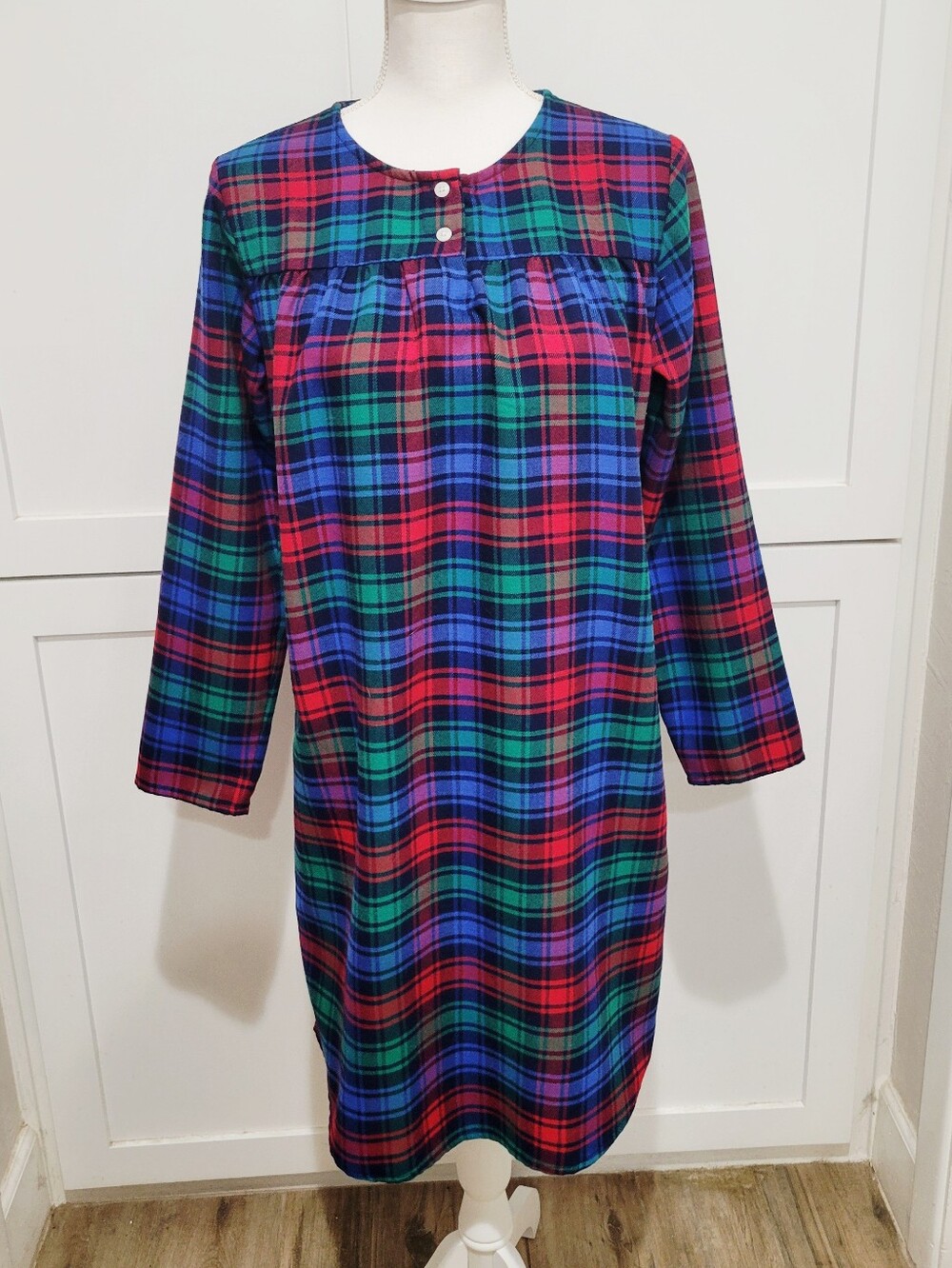Lands' End Cozy Cottagecore Red, Green & Blue Plaid Nightgown | Size 16